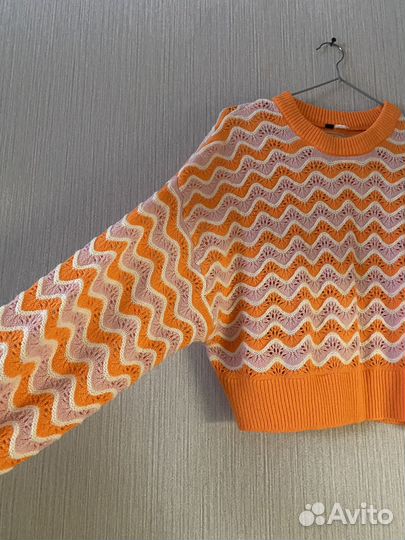 Свитер укороченный hm