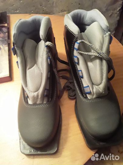 Ботинки лыжные новые р.37