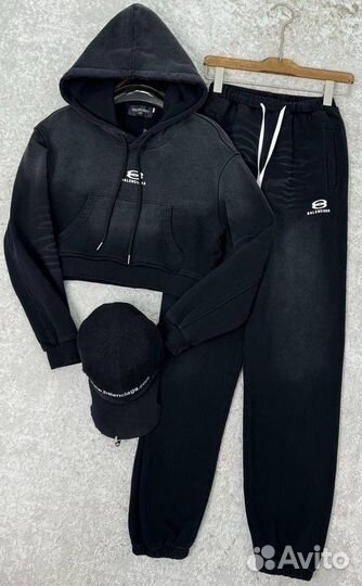 Спортивный костюм balenciaga женский