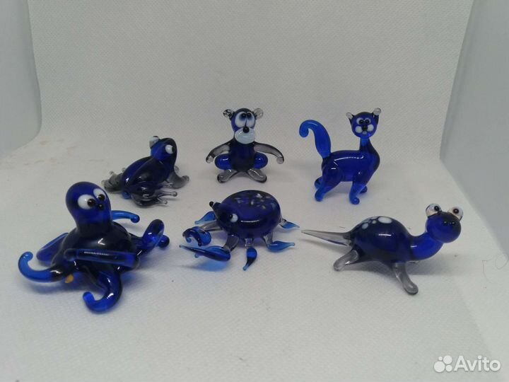 Фигурки из стекла