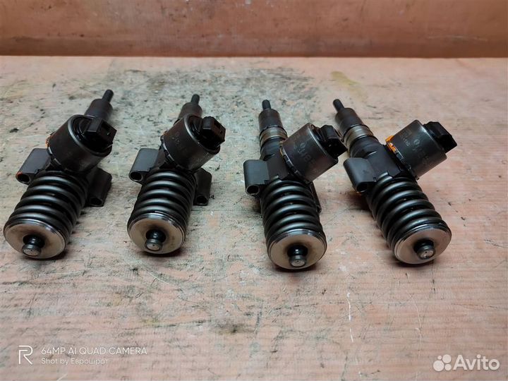 Форсунка дизельная Volkswagen Golf 5 (2003-2009)