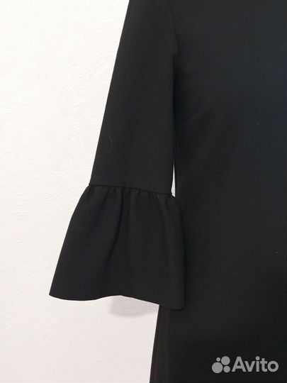 Новое чёрное платье с воланами Zara