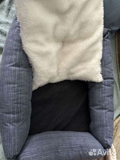 Лежанка для собак