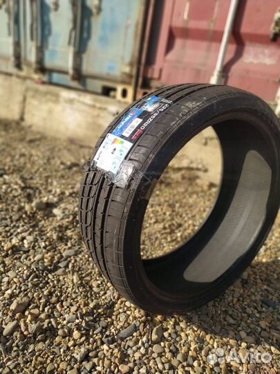 Altenzo Sport Comforter 225/35 R20 93W