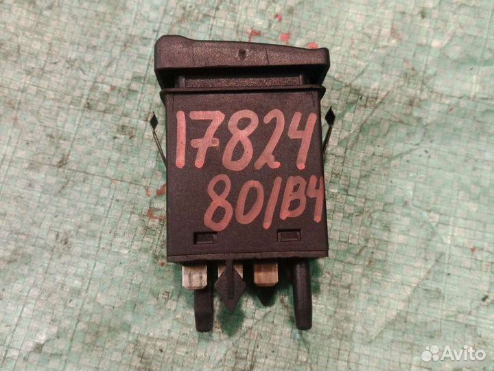 Кнопка подогрева стекла задняя Audi 80 B4