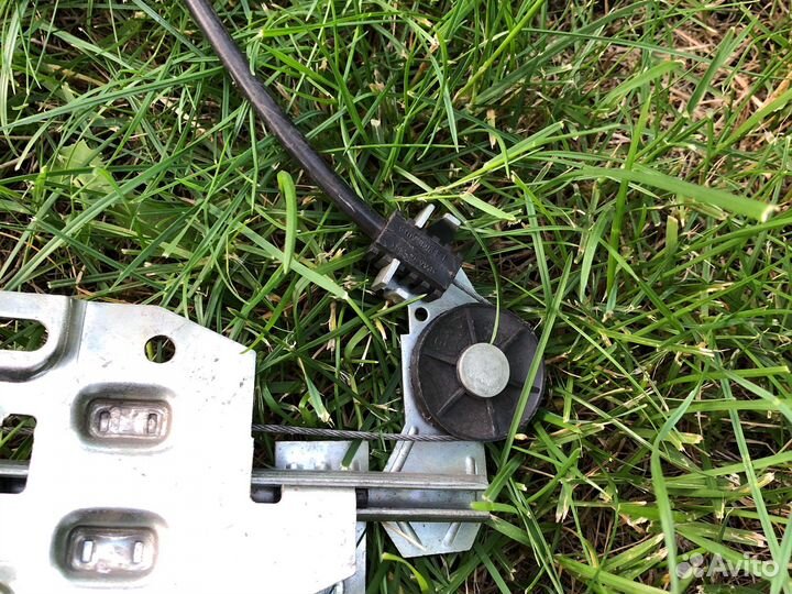 Механический стеклоподъемник левый ваз-2108