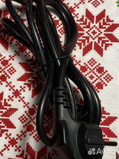 Кабель питания для компьютера