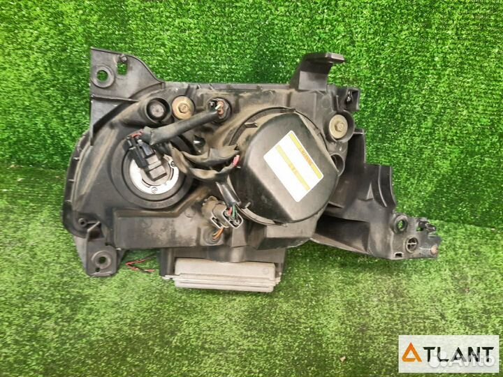 Фара передняя правая mazda MPV