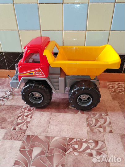 Детский грузовик