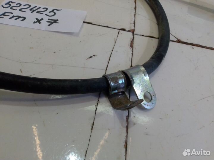 Трос стояночного тормоза центральный