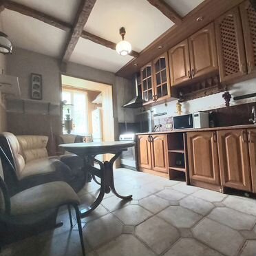 10 и более-к. квартира, 60 м², 3/10 эт.