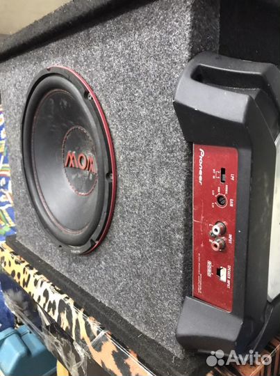 Активный сабвуфер