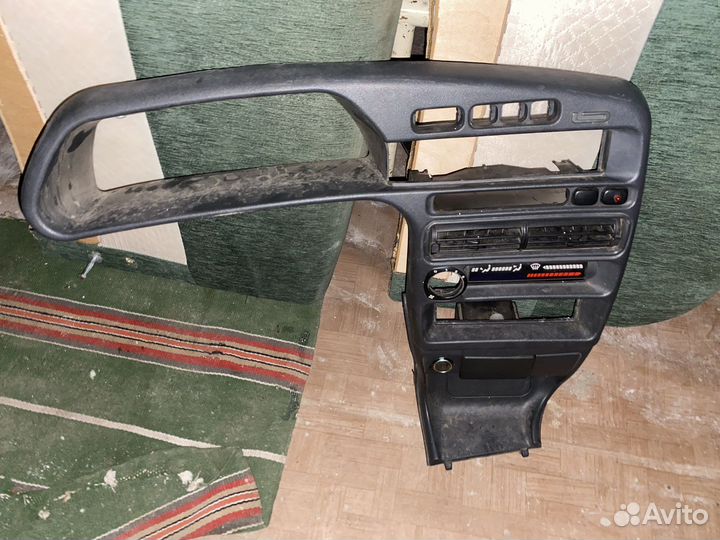 Центральная консколь накладка на торпеду 2114 2115