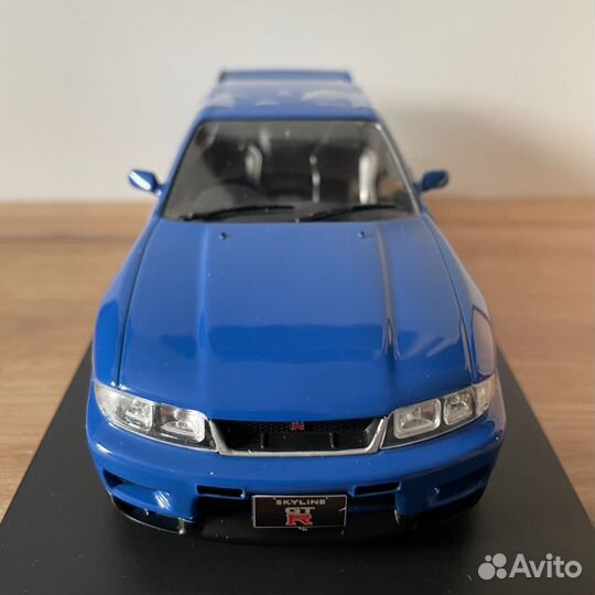 Модель Nissan Skyline GT-R R33 WhiteBox 1/24