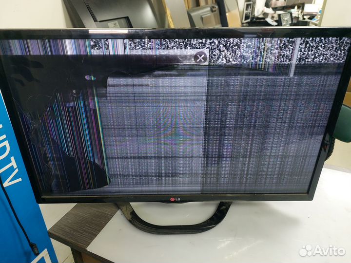 Телевизор LG 32LN570V (Разбор)(По запчастям)