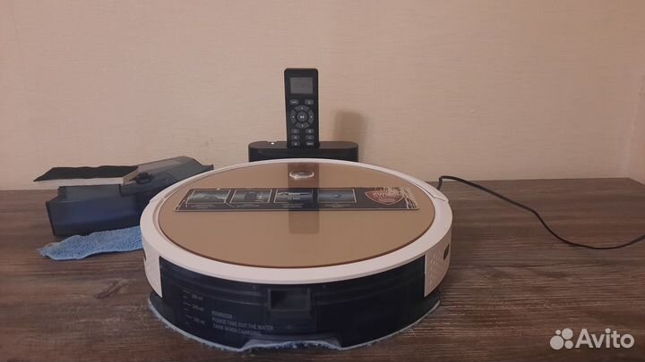 Робот пылесос