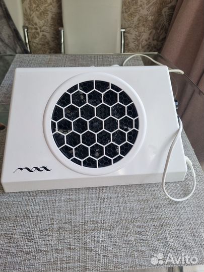 Вытяжка пылесос для маникюра max