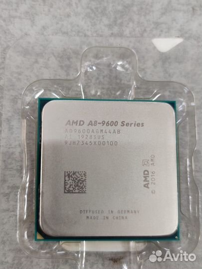 Процессор SAM4 AMD A8-9600 4 мощных ядра 4 потока
