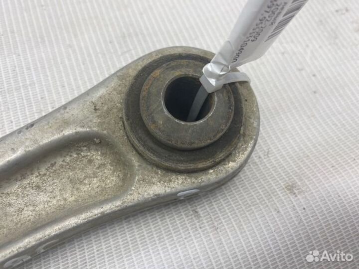 Рычаг задний верхний левый Volkswagen Touareg 1