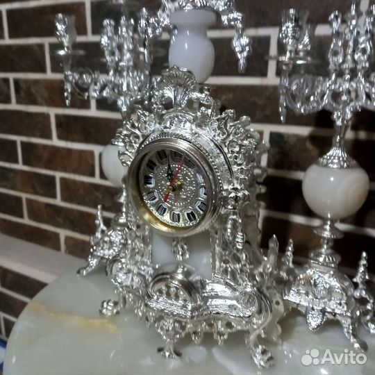 Часы с канделябрами, бронза/ оникс