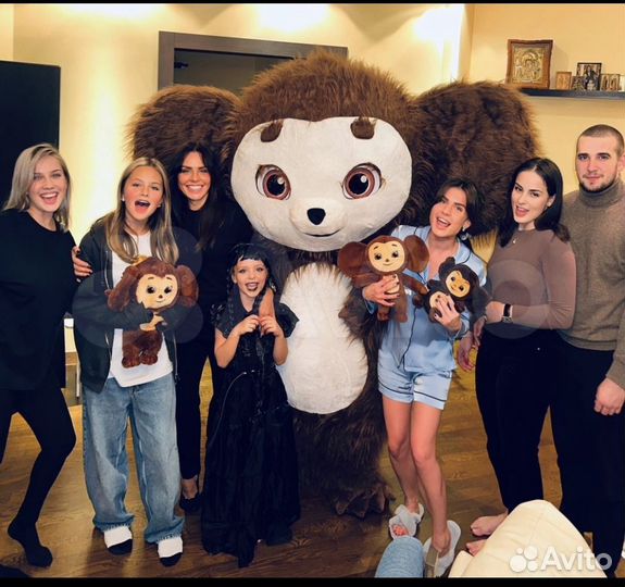 Поздравление от Чебурашки и Белого Мишки