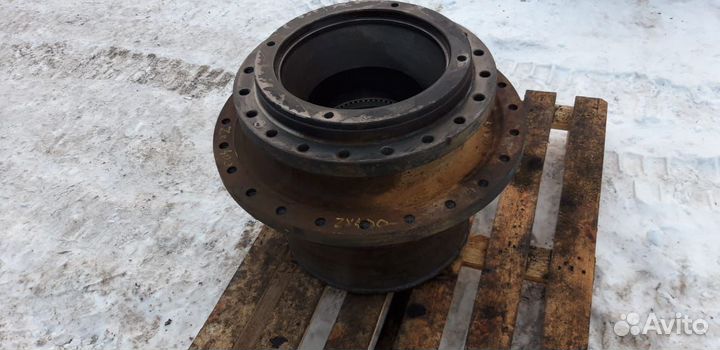 Редуктор хода travel device 9276643 Hitachi ZX400
