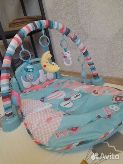 Развивающий коврик с пианино