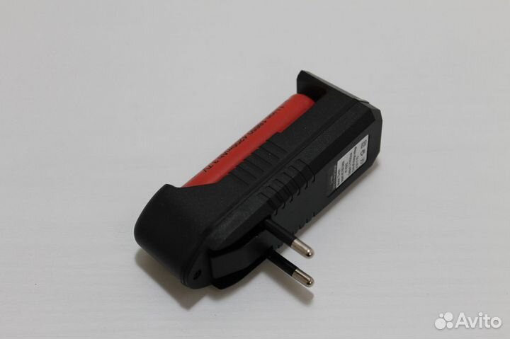 Зарядное устройство для аккумуляторов 18650