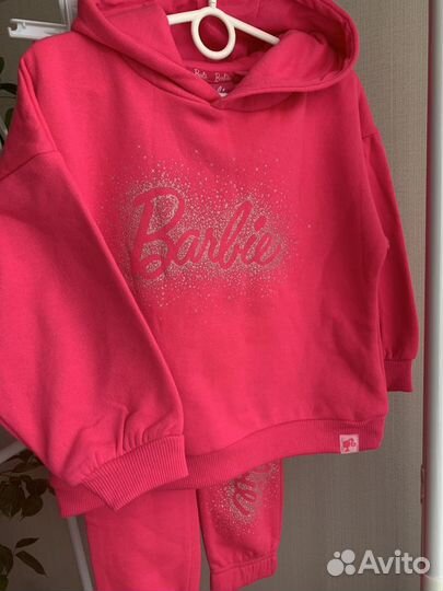 Костюм спортивный Barbie р. 110 Primark Новый