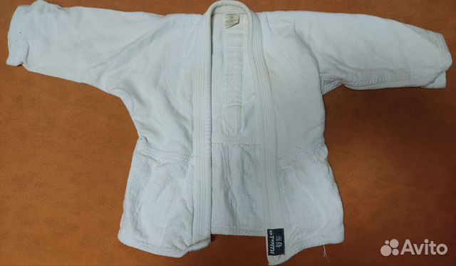 Белое кимано atemi 140 см