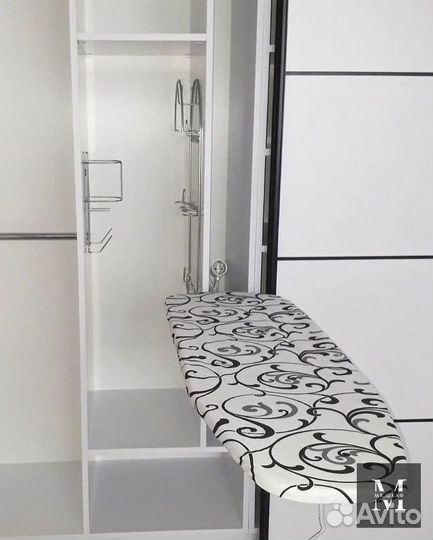 Современный шкаф купе