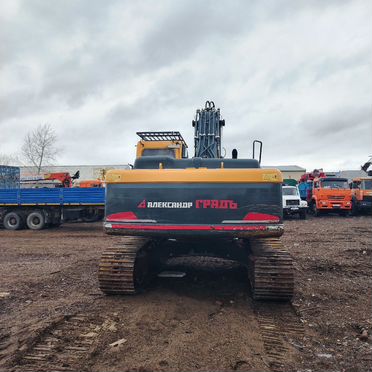 Гусеничный экскаватор Hyundai R 260LC-9S, 2022