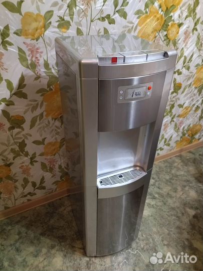 Кулер для воды