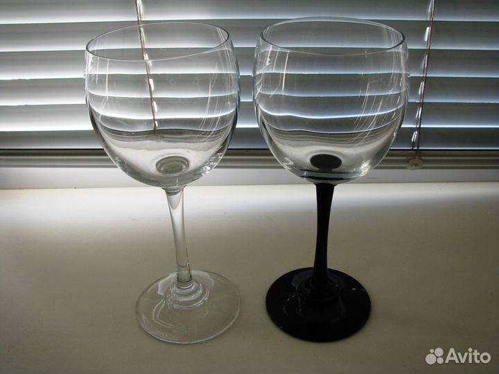 Бокалы свадебные, черный и белый