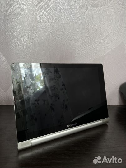 Планшет Lenovo yoga tablet 10