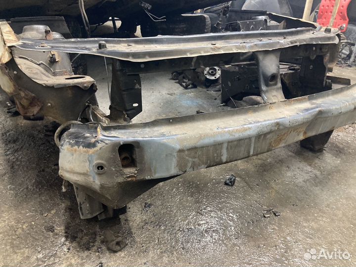 Передняя Часть кузова Рено Логан-1/ Renault Logan