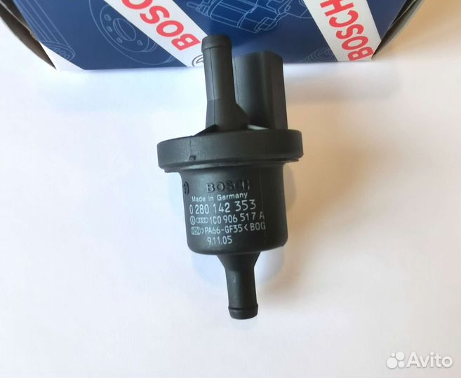 Клапан вентиляции топливного бака VAG. Новый