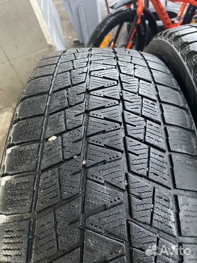 Bridgestone Blizzak DM-V1 225/55 R18