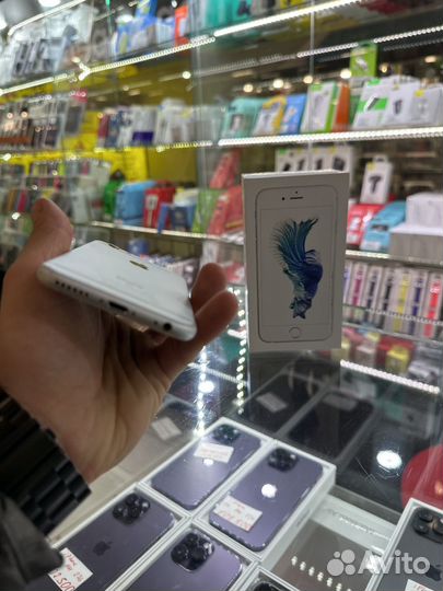iPhone 6S, 32 ГБ
