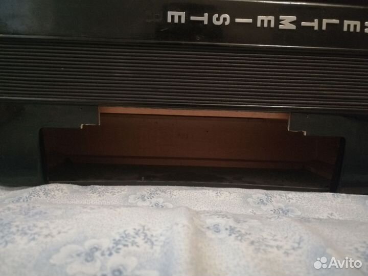 Запчасти / аккордеон Weltmeister Consona 4/4