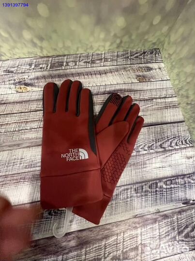Перчатки the north face