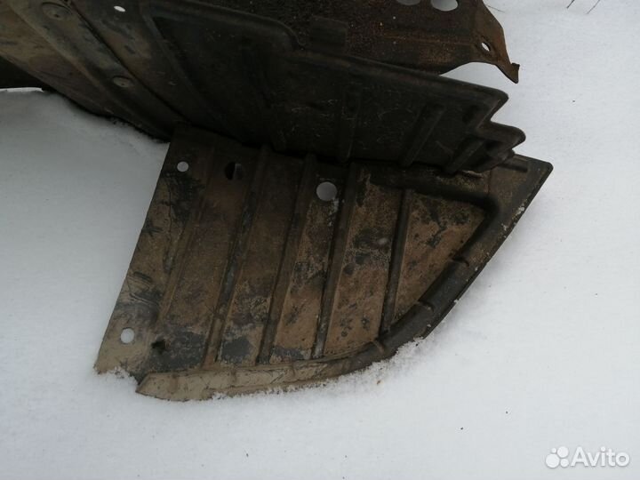 Подкрылки lancer 9