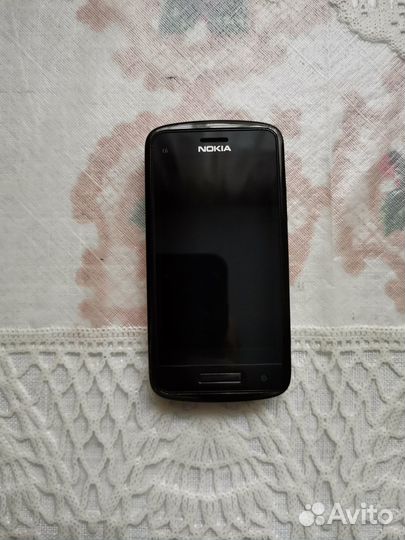 Продам смартфон nokia C6-01.3 оригинал