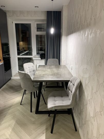 2-к. квартира, 75 м², 13/18 эт.