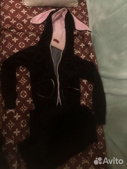 Костюм спортивный зайчик