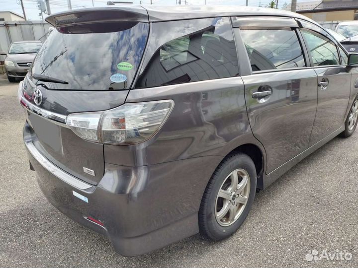 Toyota Wish 1.8 CVT, 2012, 46 000 км