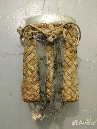 Корзина - рюкзак для грибов (из плетения)