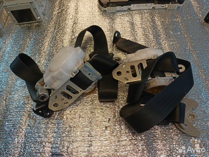 Ремень безопасности передний Toyota Highlander 3.5