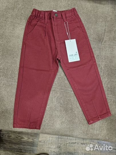 Джинсы на мальчика новые