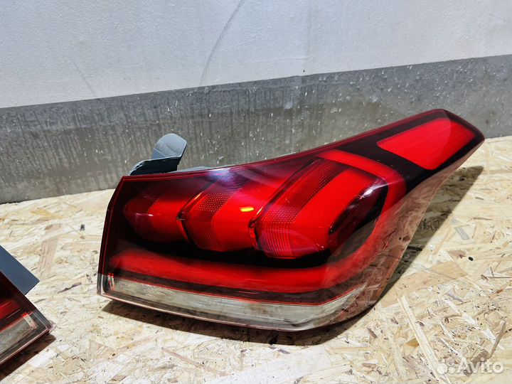 Фонарь Genesis G80 задний правый